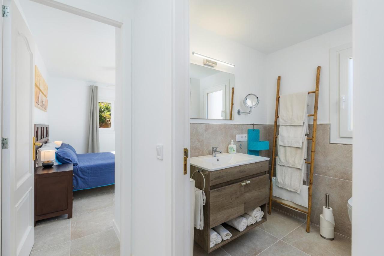 Apartamento La Pergola Font de sa Cala Exterior foto